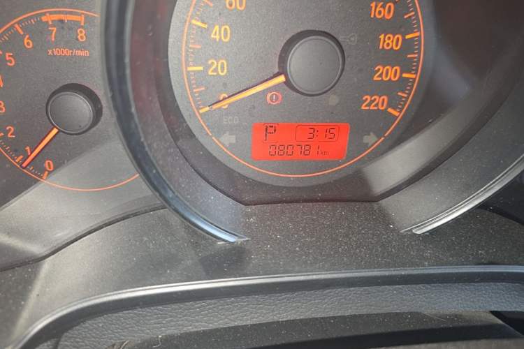 Used Honda Fit 2018 1.5L CVT Comfort Version Odometer Close Up