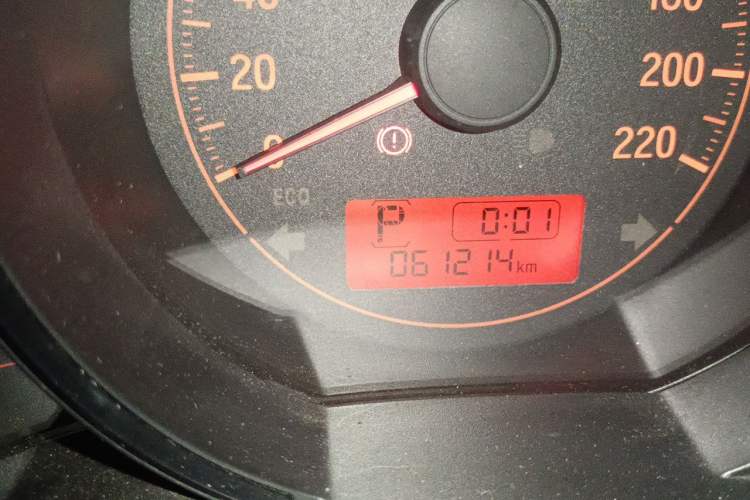 Used Honda Fit 2018 1.5L CVT Comfort Version Odometer Close Up