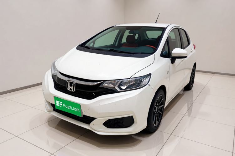 Honda Fit 2018 1.5L CVT Comfort Version с пробегом Guazi used car, China used car export, Used car for sale, Used cars, Cheapest cars for sale