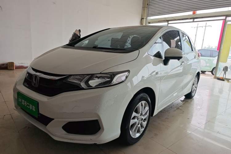 Used Honda Fit 2018 1.5L CVT Comfort Sunroof Version Guazi used car, China used car export, Used car for sale, Used  cars, Cheapest cars for sale