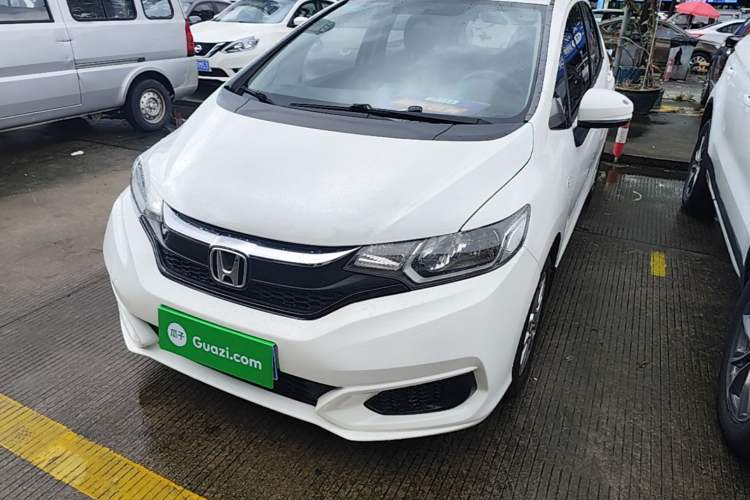 Used Honda Fit 2018 1.5L CVT Comfort Version Guazi used car, China used car export, Used car for sale, Used  cars, Cheapest cars for sale