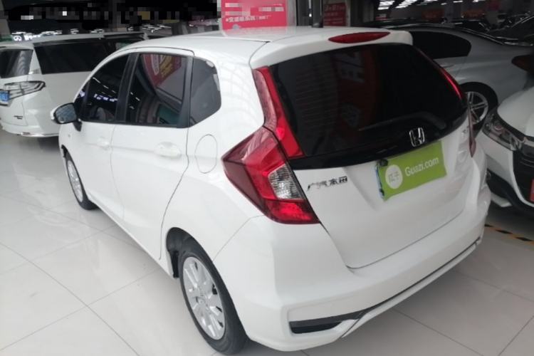 Used Honda Fit 2018 1.5L CVT Comfort Sunroof Version Rear Left 45 Deg