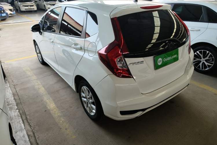 Used Honda Fit 2018 1.5L CVT Comfort Version Rear Left 45 Deg