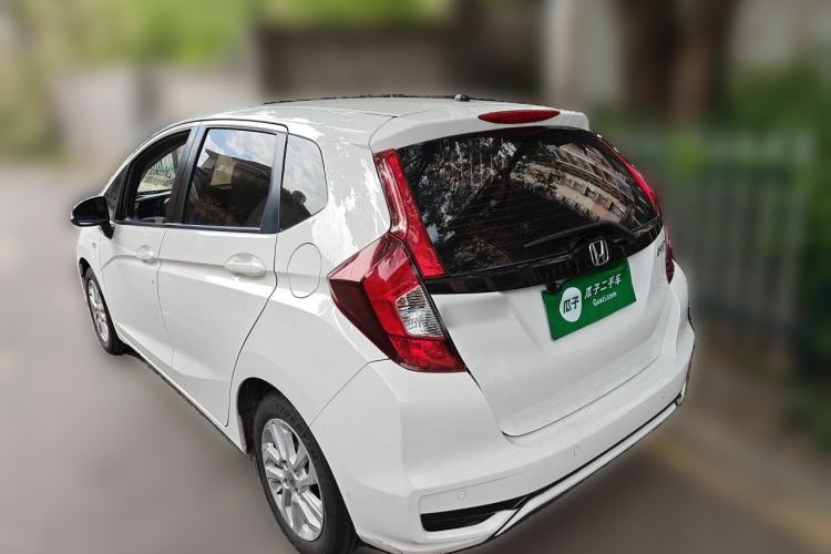 Used Honda Fit 2018 1.5L CVT Comfort Sunroof Version Rear Left 45 Deg