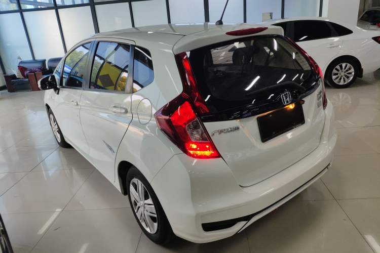 Used Honda Fit 2018 1.5L CVT Comfort Version Rear Left 45 Deg