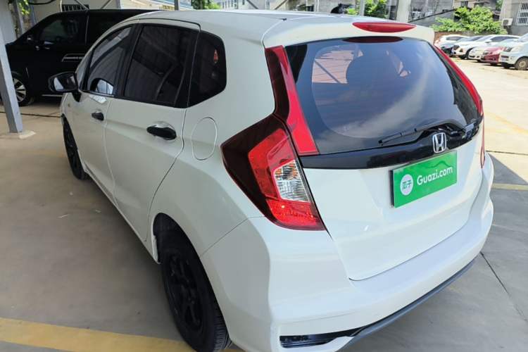 Used Honda Fit 2018 1.5L CVT Comfort Version Rear Left 45 Deg