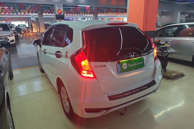 Used Honda Fit 2018 1.5L CVT Comfort Version Rear Left 45 Deg