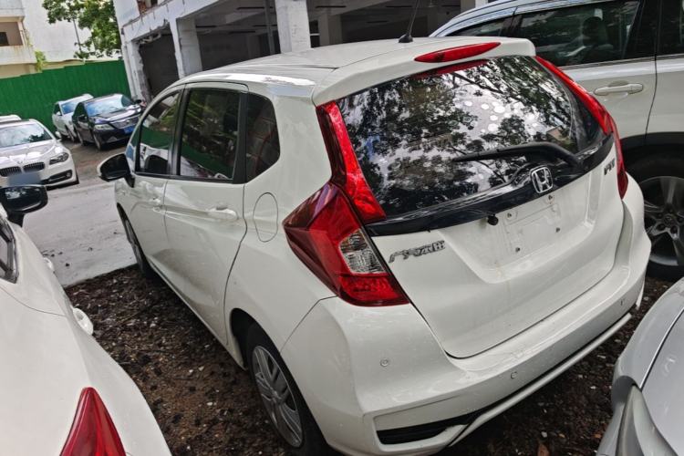 Used Honda Fit 2018 1.5L CVT Comfort Version Rear Left 45 Deg