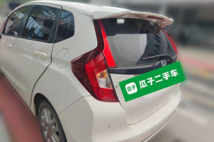 Used Honda Fit 2018 1.5L CVT Comfort Sunroof Version Rear Left 45 Deg