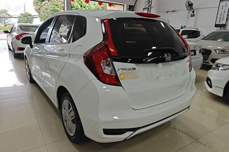 Used Honda Fit 2018 1.5L CVT Comfort Version Rear Left 45 Deg