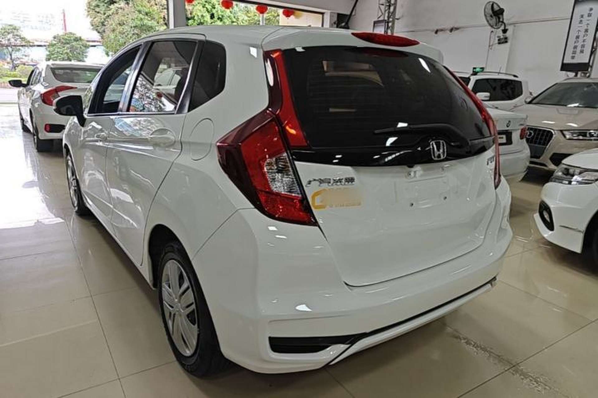Used Honda Fit 2018 1.5L CVT Comfort Version Rear Left 45 Deg