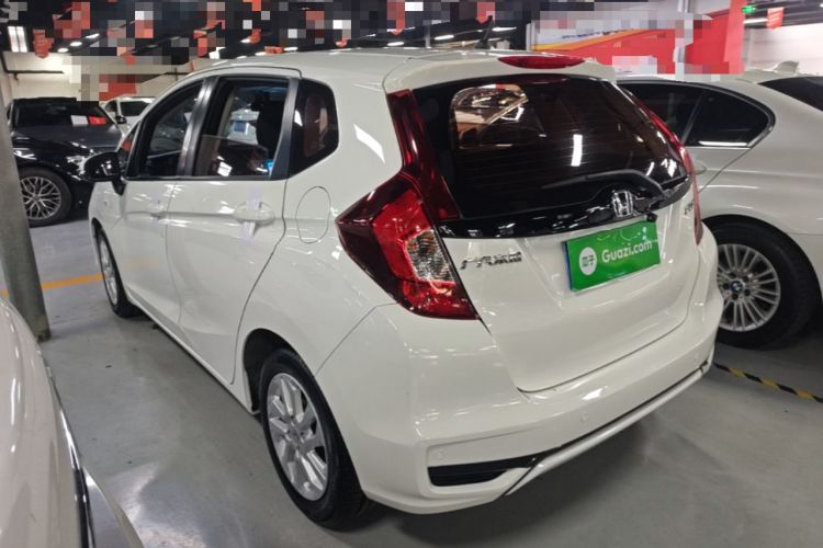Used Honda Fit 2018 1.5L CVT Comfort Sunroof Version Rear Left 45 Deg