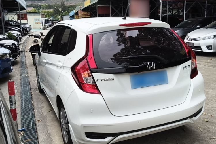 Used Honda Fit 2018 1.5L CVT Comfort Version Rear Left 45 Deg