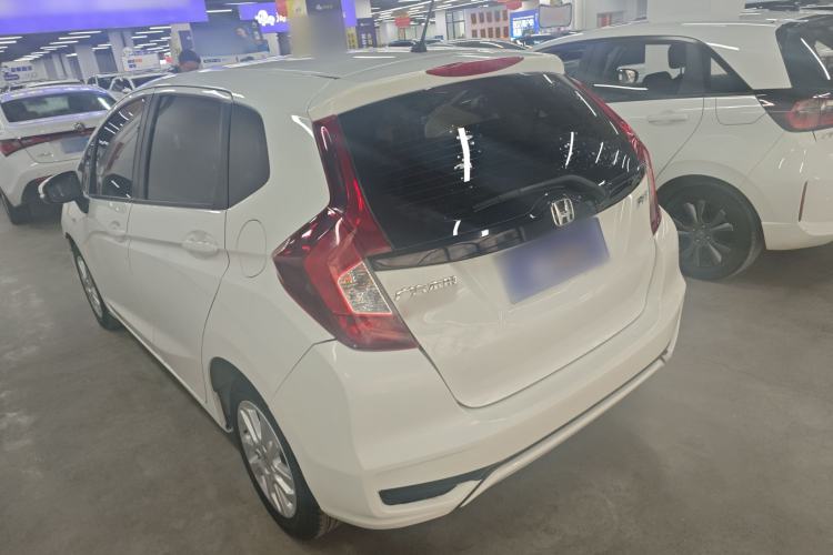Used Honda Fit 2018 1.5L CVT Comfort Sunroof Version Rear Left 45 Deg