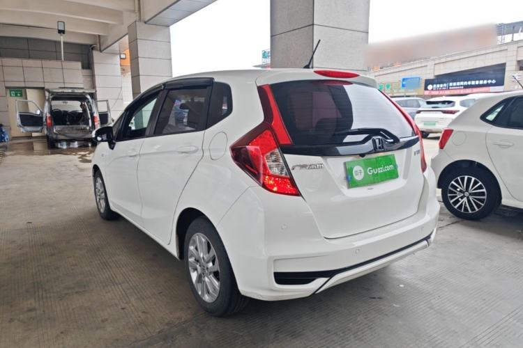 Used Honda Fit 2018 1.5L CVT Comfort Sunroof Version Rear Left 45 Deg