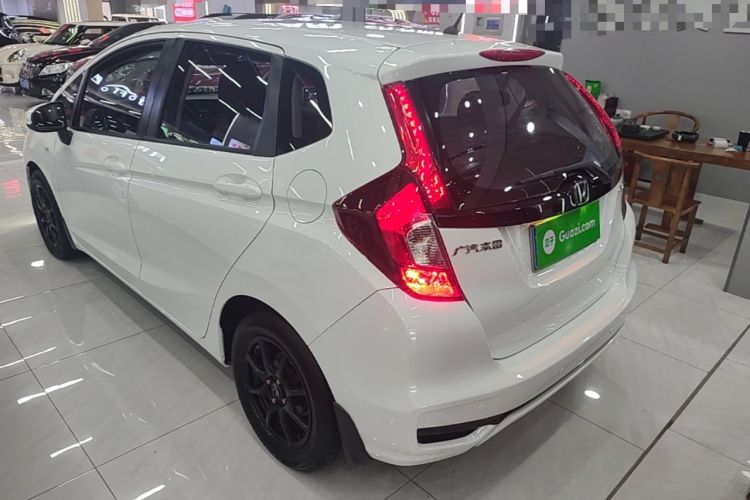 Used Honda Fit 2018 1.5L CVT Comfort Version Rear Left 45 Deg