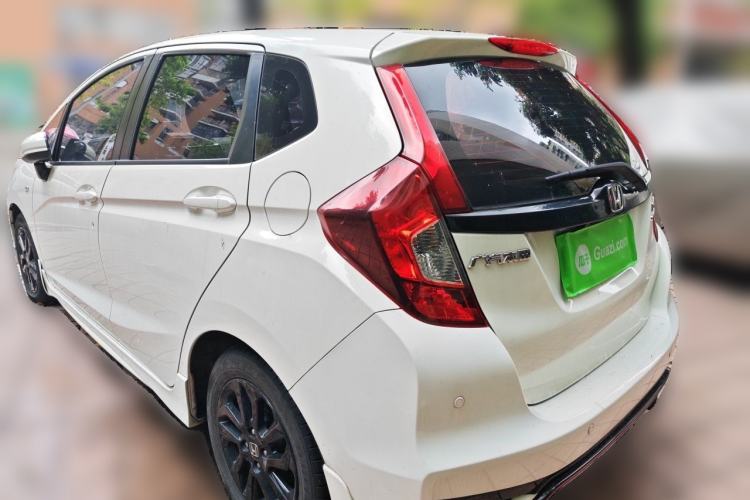 Used Honda Fit 2018 1.5L CVT Trendy Run+ Edition Rear Left 45 Deg