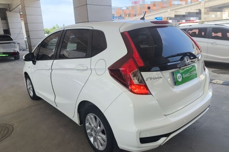 Used Honda Fit 2018 1.5L CVT Comfort Sunroof Version Rear Left 45 Deg