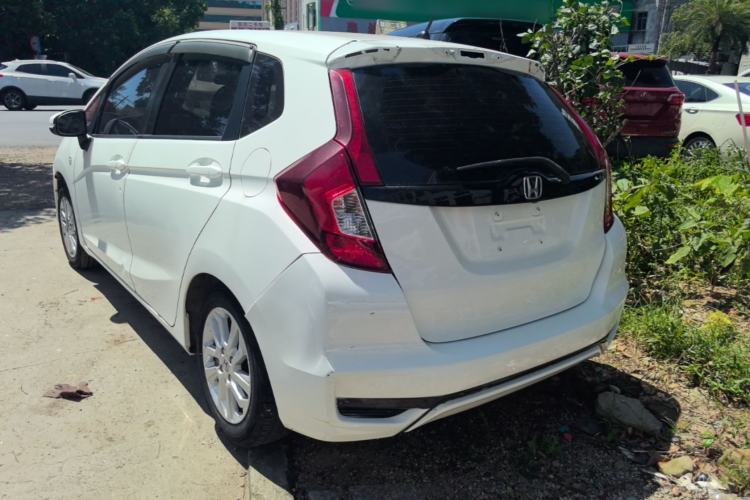 Used Honda Fit 2018 1.5L CVT Comfort Sunroof Version Rear Left 45 Deg