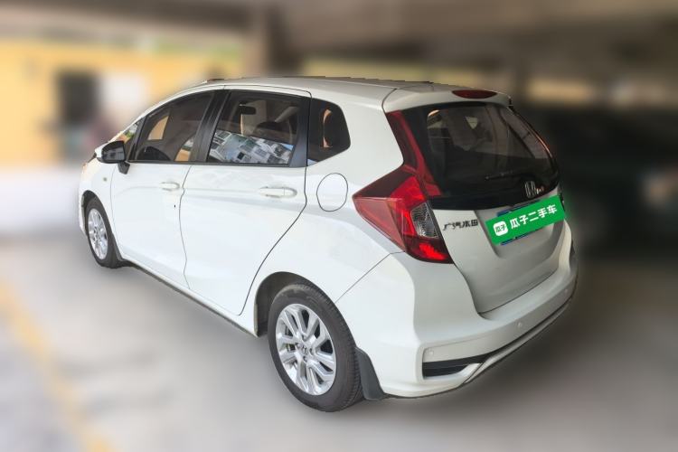 Used Honda Fit 2018 1.5L CVT Comfort Sunroof Version Rear Left 45 Deg