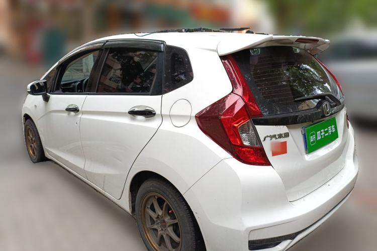 Used Honda Fit 2018 1.5L Manual Comfort Version Rear Left 45 Deg