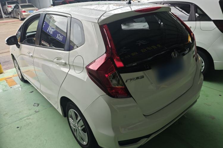 Used Honda Fit 2018 1.5L CVT Comfort Version Rear Left 45 Deg