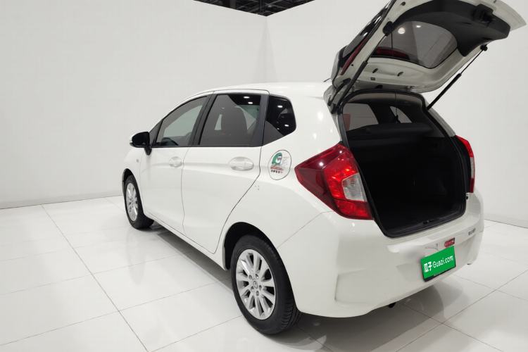 Used Honda Fit 2018 1.5L CVT Comfort Sunroof Version Rear Left 45 Deg