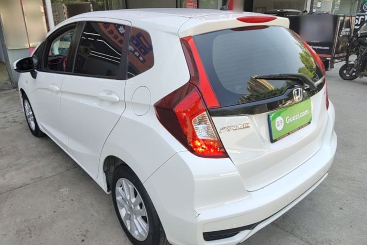 Used Honda Fit 2018 1.5L CVT Comfort Sunroof Version Rear Left 45 Deg