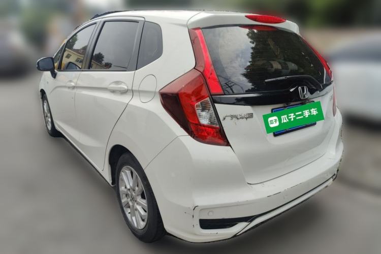 Used Honda Fit 2018 1.5L CVT Comfort Sunroof Version Rear Left 45 Deg