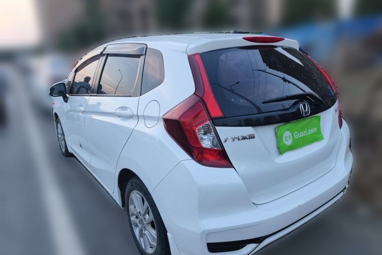 Used Honda Fit 2018 1.5L CVT Comfort Sunroof Version Rear Left 45 Deg