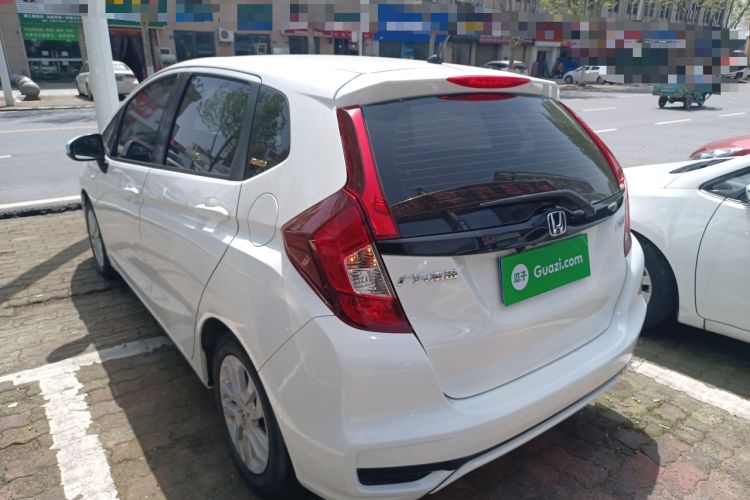 Used Honda Fit 2018 1.5L CVT Comfort Sunroof Version Rear Left 45 Deg