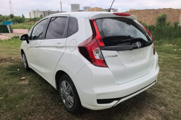 Used Honda Fit 2018 1.5L CVT Comfort Version Rear Left 45 Deg