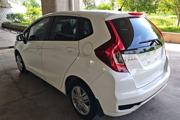 Used Honda Fit 2018 1.5L CVT Comfort Version Rear Left 45 Deg