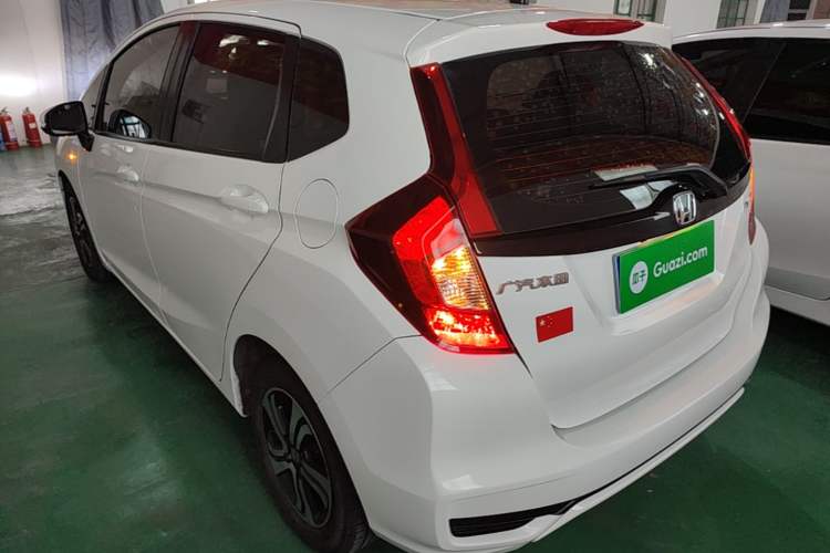 Used Honda Fit 2018 1.5L CVT Comfort Version Rear Left 45 Deg