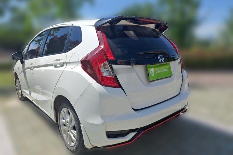 Used Honda Fit 2018 1.5L CVT Comfort Sunroof Version Rear Left 45 Deg