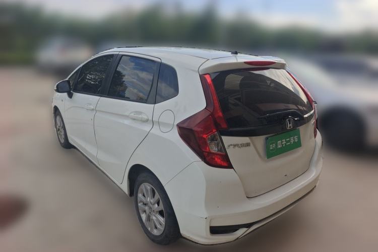 Used Honda Fit 2018 1.5L CVT Comfort Sunroof Version Rear Left 45 Deg