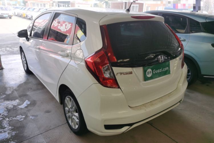 Used Honda Fit 2018 1.5L CVT Comfort Sunroof Version Rear Left 45 Deg