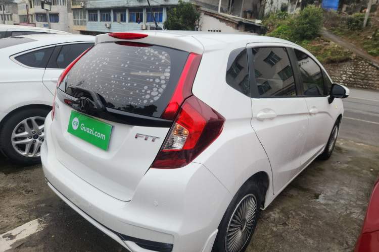 Used Honda Fit 2018 1.5L CVT Comfort Version Rear Right 45 Deg