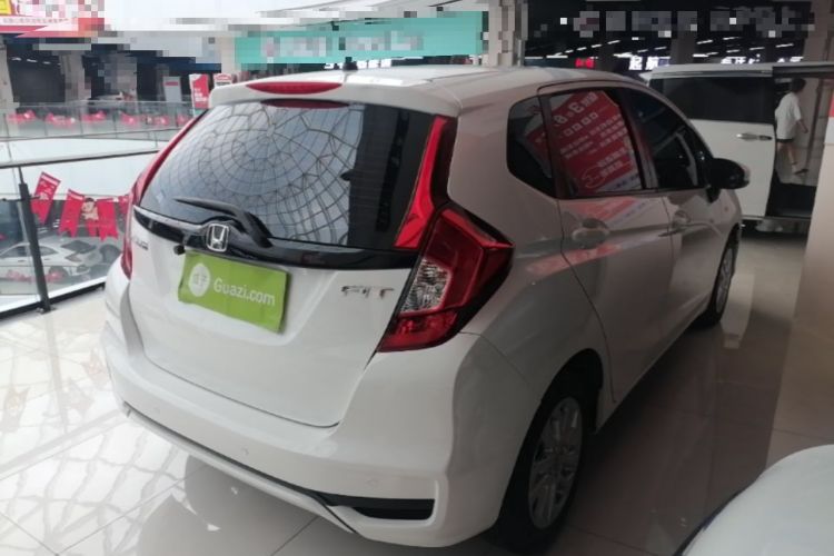 Used Honda Fit 2018 1.5L CVT Comfort Sunroof Version Rear Right 45 Deg