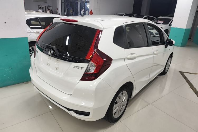 Used Honda Fit 2018 1.5L CVT Comfort Sunroof Version Rear Right 45 Deg