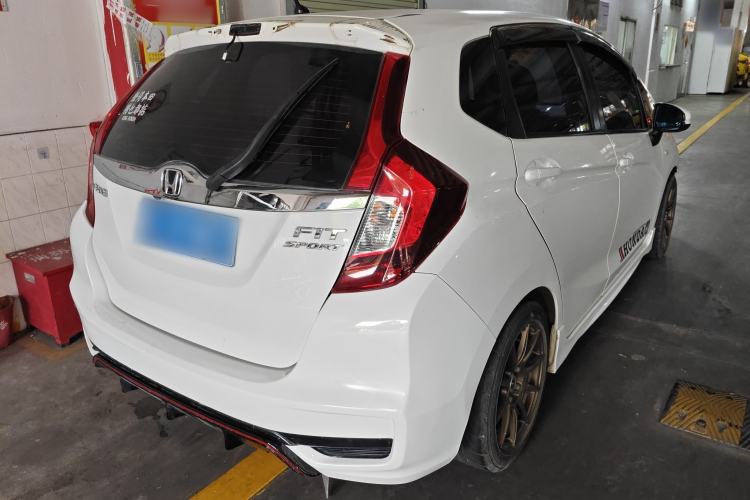 Used Honda Fit 2018 1.5L CVT Trendy Sports Edition Rear Right 45 Deg