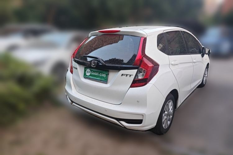 Used Honda Fit 2018 1.5L CVT Comfort Sunroof Version Rear Right 45 Deg