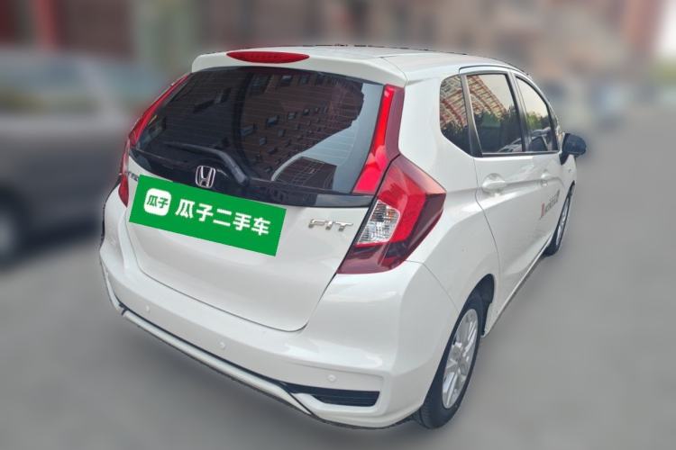 Used Honda Fit 2018 1.5L CVT Comfort Sunroof Version Rear Right 45 Deg