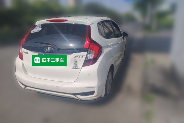 Used Honda Fit 2018 1.5L CVT Comfort Sunroof Version Rear Right 45 Deg