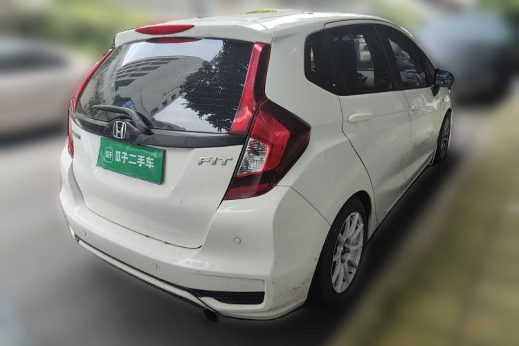 Used Honda Fit 2018 1.5L Manual Comfort Version Rear Right 45 Deg