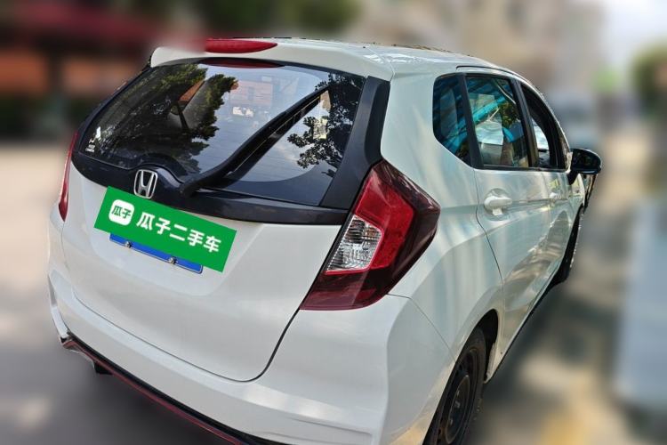 Used Honda Fit 2018 1.5L Manual Comfort Version Rear Right 45 Deg
