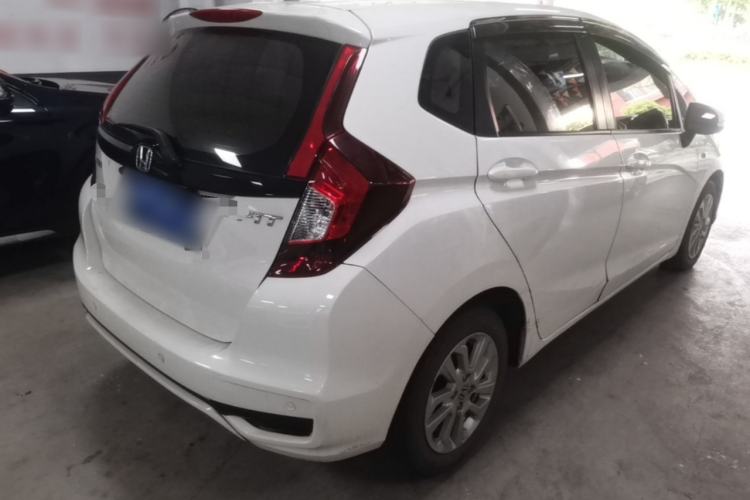 Used Honda Fit 2018 1.5L CVT Comfort Sunroof Version Rear Right 45 Deg