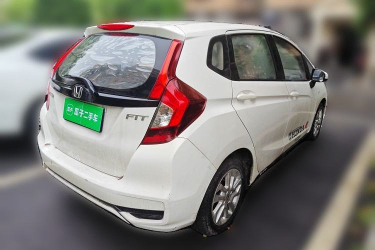 Used Honda Fit 2018 1.5L CVT Comfort Sunroof Version Rear Right 45 Deg