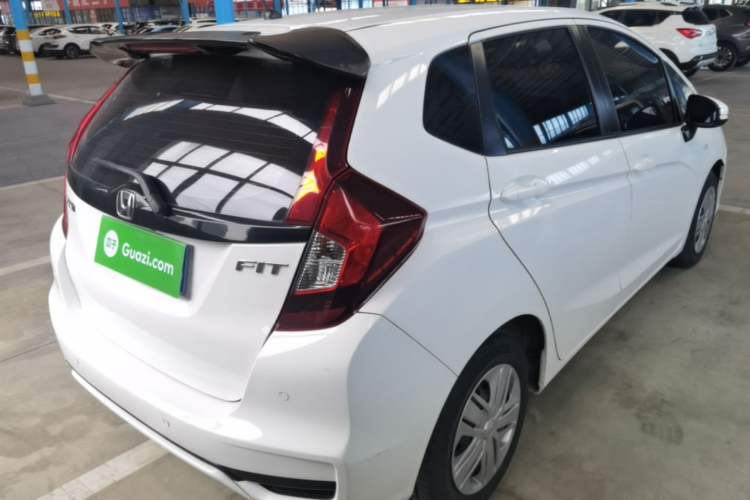 Used Honda Fit 2018 1.5L CVT Comfort Version Rear Right 45 Deg