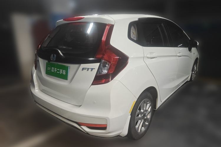 Used Honda Fit 2018 1.5L CVT Comfort Sunroof Version Rear Right 45 Deg